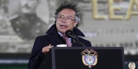 Petro convocó a una manifestación nacional por la soberanía