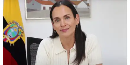 Noboa releva a Inés Manzano del Ministerio de Energía en medio de crisis eléctrica