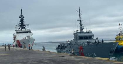 23 ecuatorianos detenidos por EE.UU. en altamar arribaron a Manta