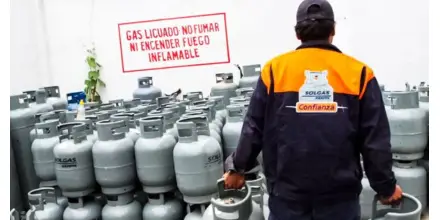 Crisis del gas en Perú expone falta de respaldo en ducto que genera casi la mitad de la electricidad del país