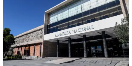 Asamblea aprueba incentivos tributarios para impulsar la vivienda social en Ecuador