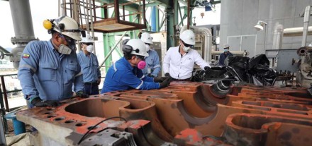 Empresa privada realizará reparaciones tras daños en la Refinería de Esmeraldas