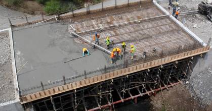 Orellana: Construcción de puente sobre el río D15 avanza