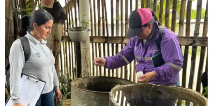 Gobierno despliega brigadas masivas para contener el dengue en Ecuador