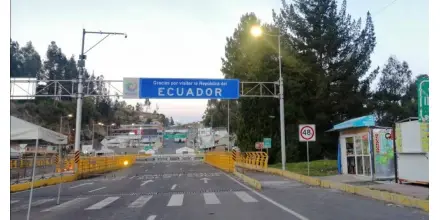 Comerciantes anuncian paro y posible bloqueo del puente de Rumichaca por crisis entre Ecuador y Colombia