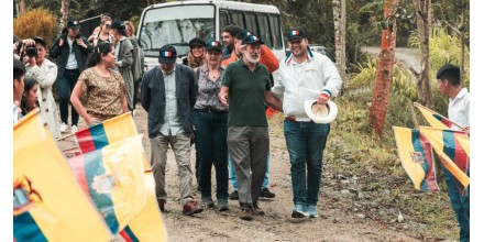 Chefs franceses visitaron Palanda para conocer sobre el cacao