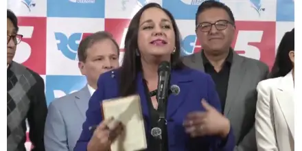 Suspensión de Revolución Ciudadana genera disputa legal entre Fiscalía y Tribunal Electoral