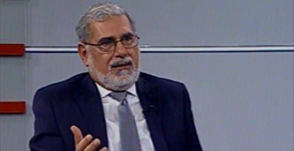 Alberto Dahik: si no cambiamos de rumbo económico, nos hundimos como Venezuela