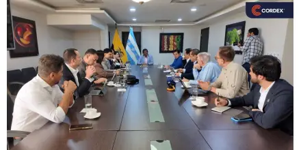 Exportadores de Ecuador acuerdan agenda de competitividad con el Ministerio de Producción