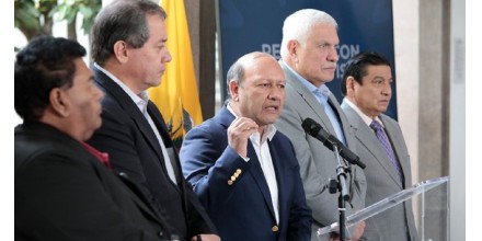 Gremios del transporte descartan plegarse al paro