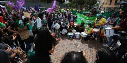 Guadalupe Llori aplazó debate de ley del aborto por violación en la Asamblea