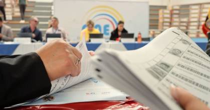 61,83 % rechazó en el referéndum instalar una Asamblea Constituyente