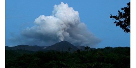 El Instituto Geofísico advirtió sobre la caída de ceniza del Sangay en Morona