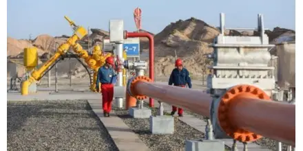 Menor demanda de China ayuda a contener el alza mundial de los precios del petróleo