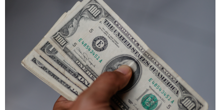 Ecuador ha logrado estabilidad monetaria tras 23 años de dolarización