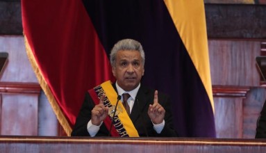 Lenín Moreno acelera la marcha en la emisión de decretos