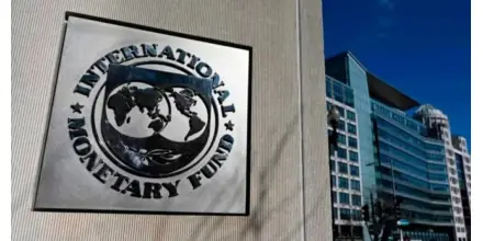 Ecuador mantiene apoyo del FMI mientras busca reducir su dependencia del endeudamiento