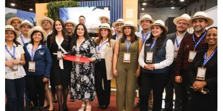 Ecuador participa en feria turística en Brasil y agenda reuniones con operadores 