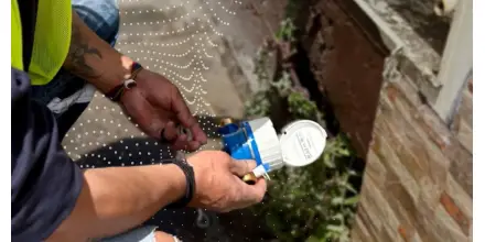 Unión Europea financia instalación de casi 20.000 micromedidores de agua Ecuador