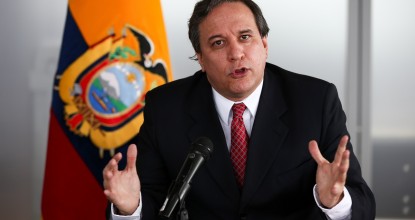 Ecuador prevé déficit fiscal cercano a 2.300 millones de dólares para 2022