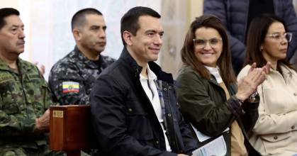 El riesgo país cayó tras primeras jornadas de protestas