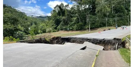 Colapso de puente en Morona Santiago deja sin agua a sector de Méndez