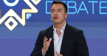 Noboa duplica a González en gasto de publicidad en Facebook