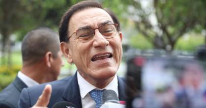 Perú: El expresidente Martín Vizcarra espera sentencia