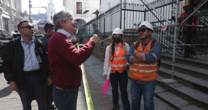 Lasso sube el salario mínimo de 425 a 450 dólares
