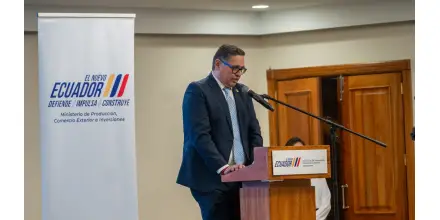 La mitad de los turistas que recibe Ecuador tienen raíces en el país