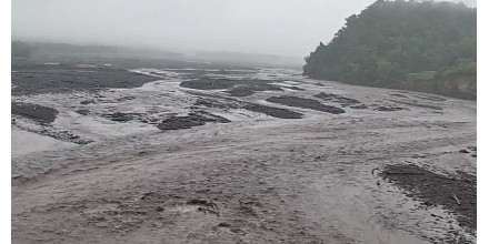 El Río Upano se desbordó por descenso de lahares del Sangay