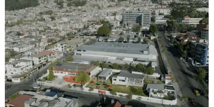 Planta industrial en Quito opera completamente con energía limpia 