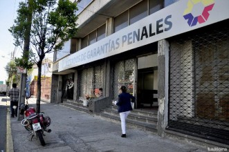 Juicio por oferta ilegal en el concurso de frecuencias