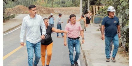 Germán Flores, alcalde de Puyo, recorrió varias obras