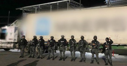 Ecuador destruye el mayor decomiso de droga de su historia