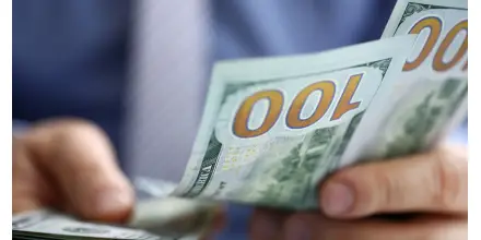 Precio del dólar en Colombia para este lunes 25 de mayo de 2026. Abrirá a la baja