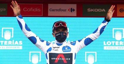 Carapaz y Chaves ponen sabor latinoamericano a la Vuelta