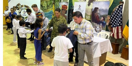 EE.UU. donó suministros escolares en Zamora