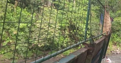 Colapso de puente en Puyo dejó 8 heridos