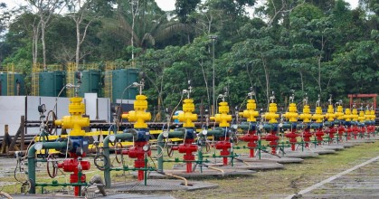 El petróleo WTI, referente de Ecuador, bajó a $ 76,99 el barril