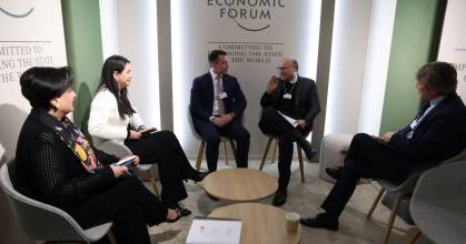 Noboa mantuvo una intensa agenda en Davos