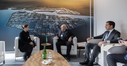 Davos: Ecuador busca atraer inversiones saudíes