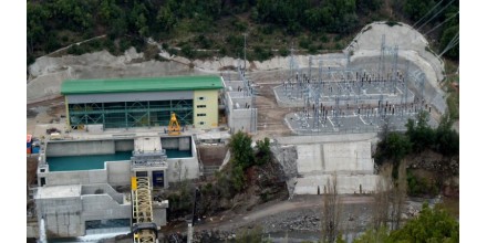 Contratista de obra hidroeléctrica reclama pagos por $122 millones