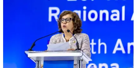 Gobierno prevé alza de $ 16 en el salario básico de 2026