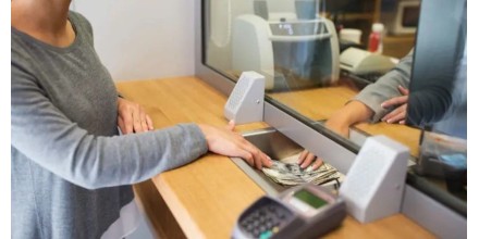 Utilidades de la banca privada en Ecuador crecieron 30 % y superaron los USD 544 millones