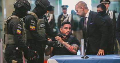 Daniel Salcedo vincula asesinato de candidato Villavicencio con red de corrupción 