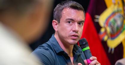 La Asamblea reitera a Noboa que debe pedir licencia
