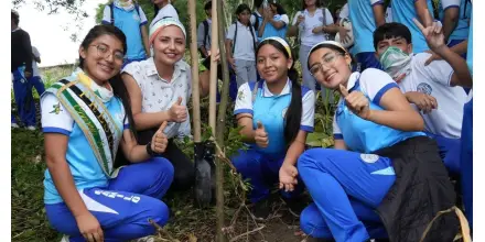Sucumbíos arranca plan de reforestación con 80.000 árboles en la cuenca del Aguarico