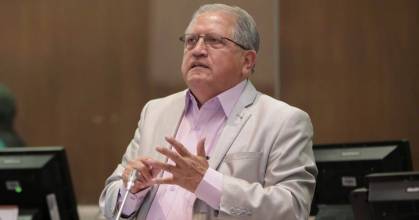 Henry Llanes: “El sector petrolero se maneja de tumbo en tumbo” 