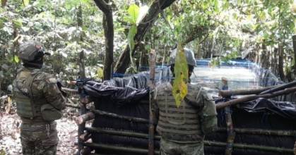 El Ejército halló piscina con 3 mil galones de combustible en Shushufindi
